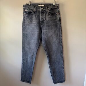 Levi's Women's Wedgie High-rise Straight Jeans